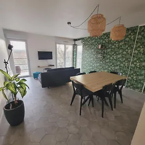 Bel Contemporain Proche Des Commodités , Toulouse France